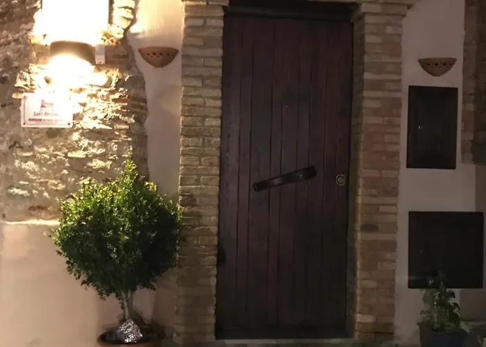 Alojamento de Acomodação e Pequeno-almoço S.antonio 4*